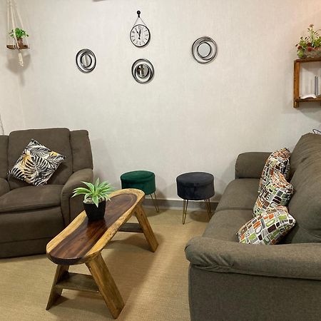 Casa Vacacional Familiar Villa Naranjo Luaran gambar
